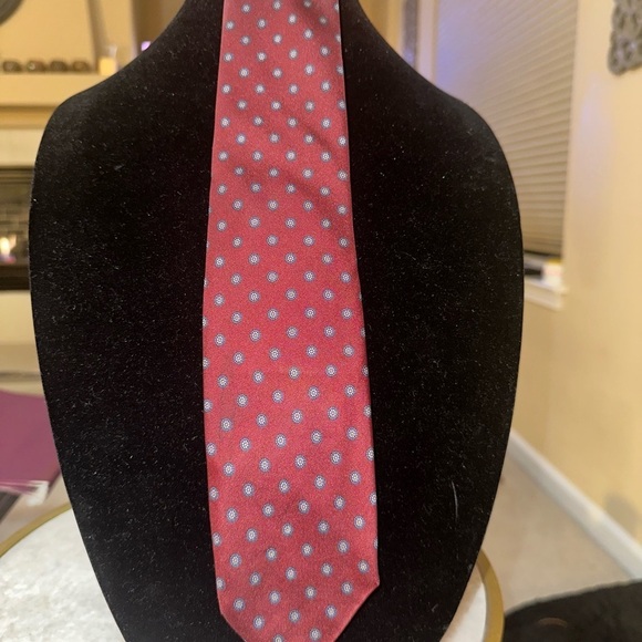 Robert Talbott Hand-Sewn Silk Tie Red Polka Dot - Picture 7 of 8